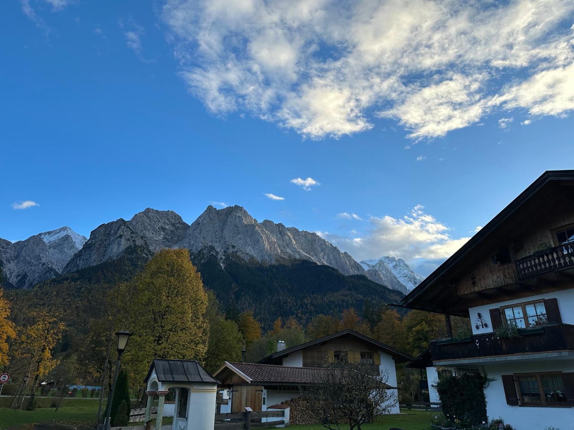 Mit Zugspitzblick * Grainau